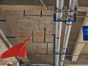 德钦管廊支架的安装方法